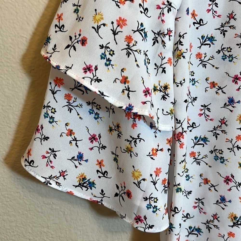 Gap Floral Ruffle Sleeve Office Blouse - Picture 3 of 10